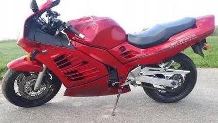 SUZUKI RF 900 R SUZUKI RF 900 R